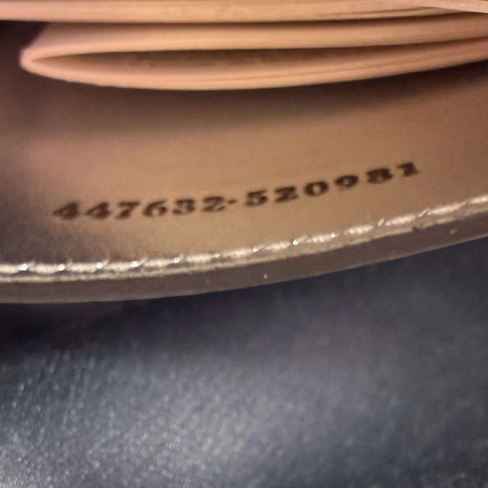 Gucci Iridescent White Crossbody Bag with Gold Accents - Picture 7 of 8